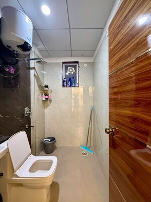 Bathroom in 1 RK Builder Floor at Sector 39 – for Rent