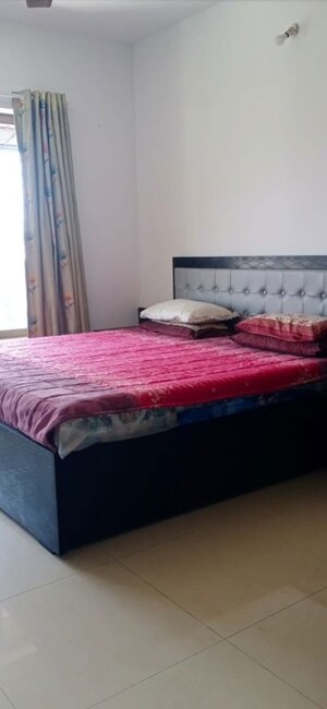 Bedroom in 2 BHK Apartment at Kabra Paradise, Andheri West – for Rent