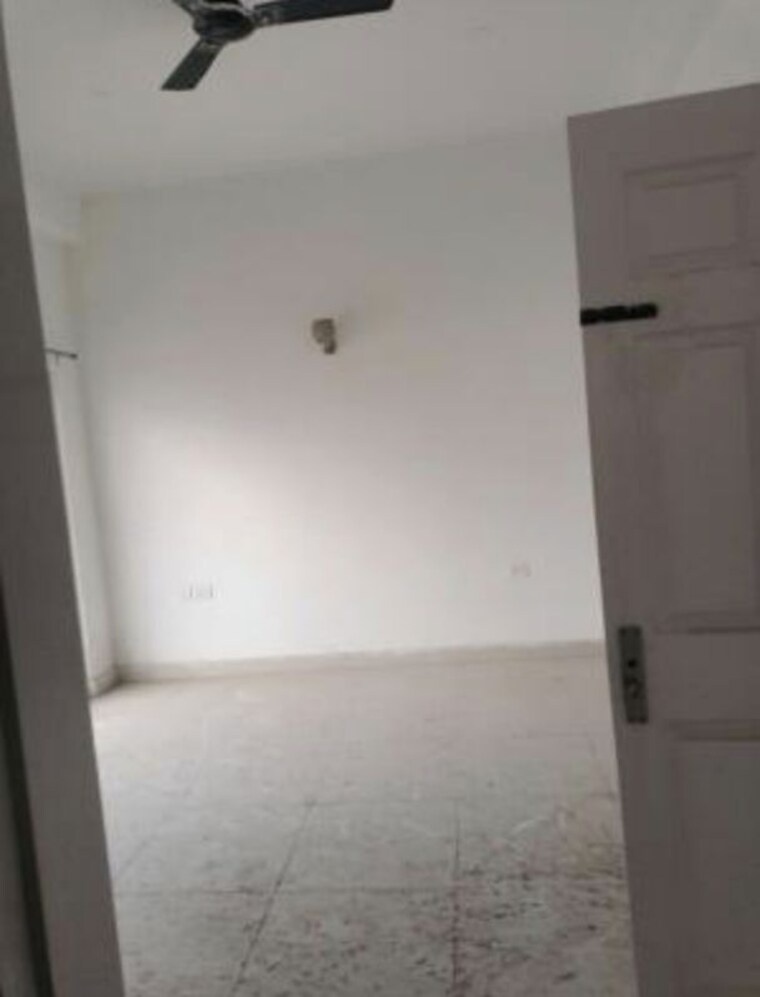 Room, paramount-golf-foreste-apartments 4 Bedroom 2452 Sq.Ft. Apartment In Zeta I Greater Noida Greater Noida 10730976