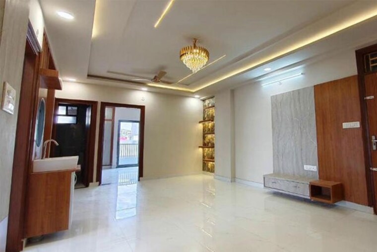 Room, janakpuri 4 Bedroom 325 Sq.Yd. Builder Floor In Janakpuri Delhi 10724193