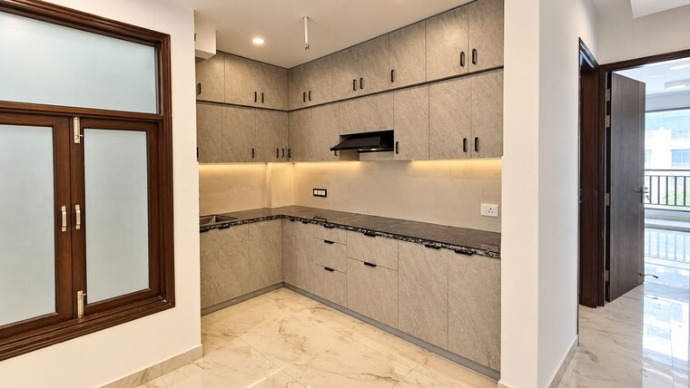 Kitchen, chattarpur  125 Sq.Yd. Builder Floor In Chattarpur Delhi 10730996
