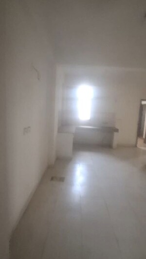 Room in 3 BHK Apartment at Amolik Heights, Sector 88 – for Sale