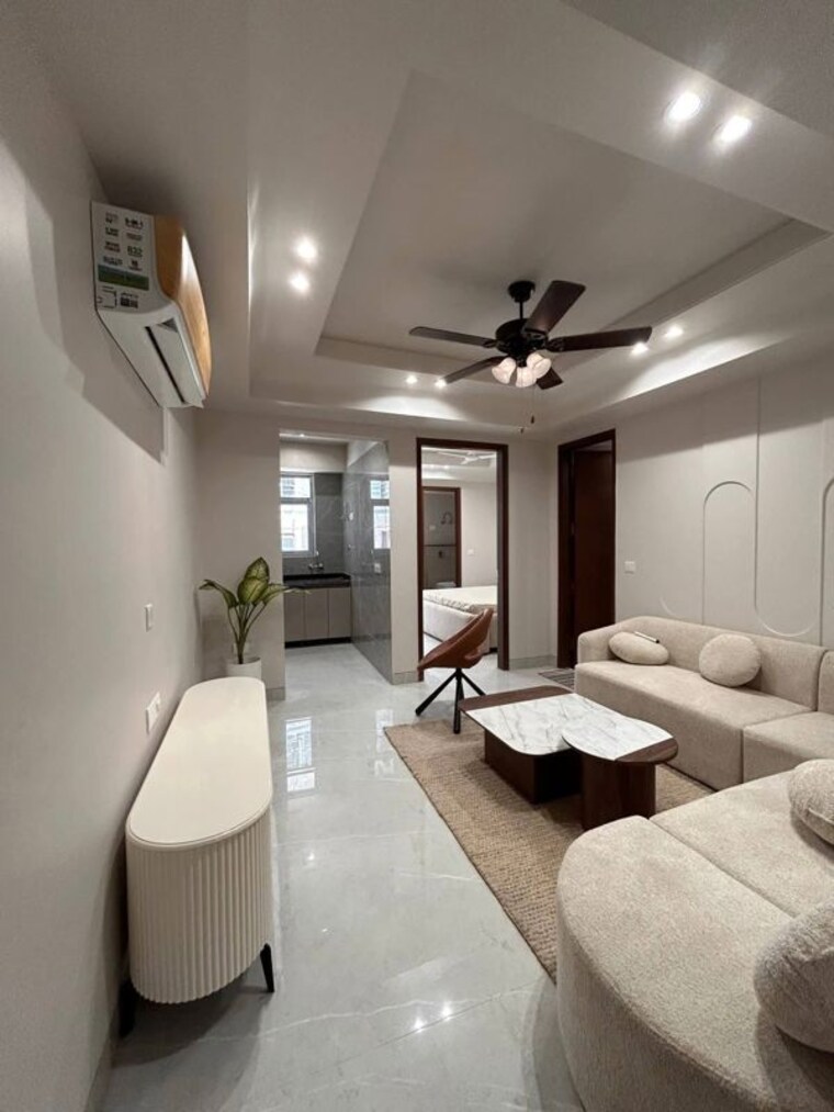 Team Area, freedom fighters enclave 3 Bedroom 1900 Sq.Ft. Apartment In Freedom Fighters Enclave Delhi 10731080