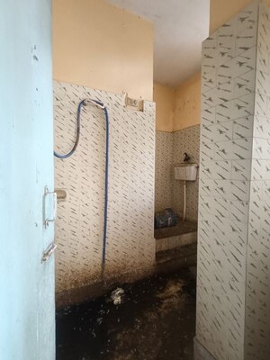 Bathroom in 4 BHK Apartment at Kolkatta Gpo – for Sale