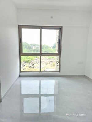 Room in 2 BHK Apartment at Oxy Beaumonde, Viman Nagar – for Rent