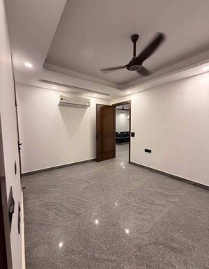3 BHK Builder Floor For Rent in Rajouri Garden