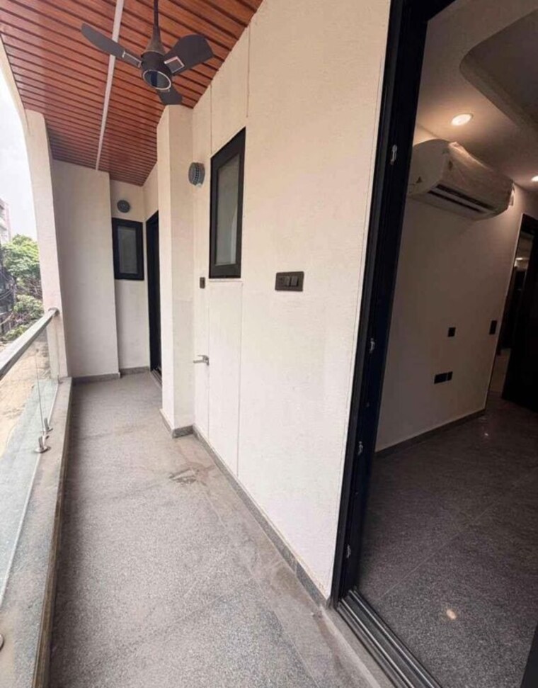 undefined, rajouri garden 3 Bedroom 160 Sq.Yd. Builder Floor In Rajouri Garden Delhi 10731096