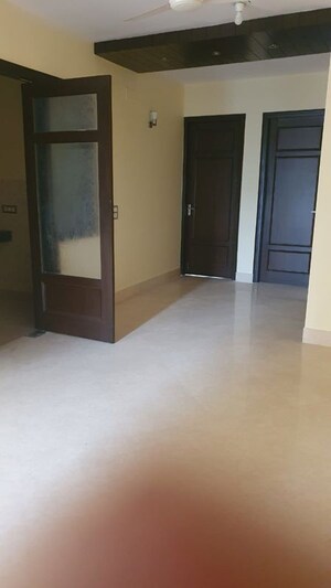 Room in 3 BHK Builder Floor at Malviya Nagar – for Sale