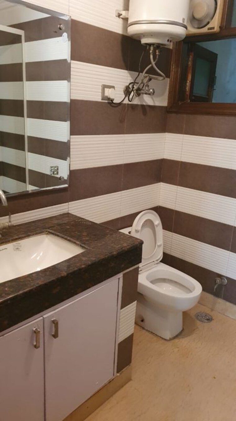 Kitchen, malviya nagar 3 Bedroom 200 Sq.Ft. Builder Floor In Malviya Nagar Delhi 10731101