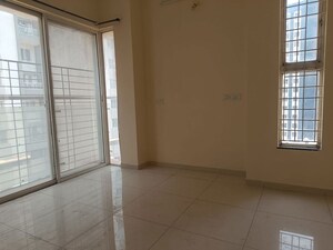 Room in 2.5 BHK Apartment at Vilas Javdekar Prudentia Towers, Wakad – for Rent