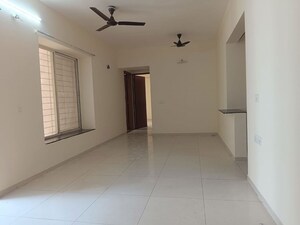 Room in 2.5 BHK Apartment at Vilas Javdekar Prudentia Towers, Wakad – for Rent