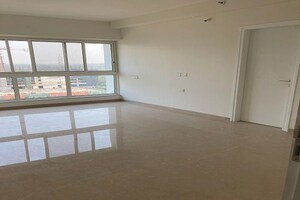 1 BHK Apartment For Rent in Godrej The Trees, Vikhroli East