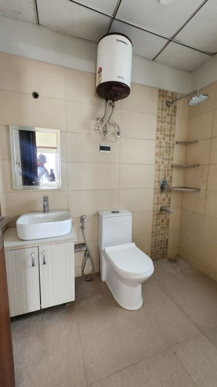Bathroom, central-park-flower-valley  1230 Sq.Ft. Independent House In Sohna Sector 33 Gurgaon 10731108