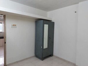 Room in 3 BHK Apartment at Morya Giri Apartment, Pimple Nilakh – for Rent