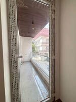 3 BHK +  1300 Sq.Ft. Builder Floor in Chattarpur