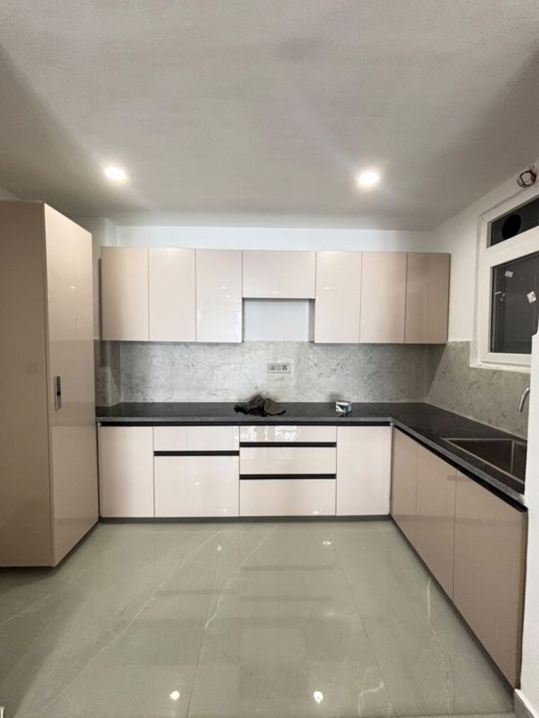 Kitchen, chattarpur 3 Bedroom 1300 Sq.Ft. Builder Floor In Chattarpur Delhi 10731136