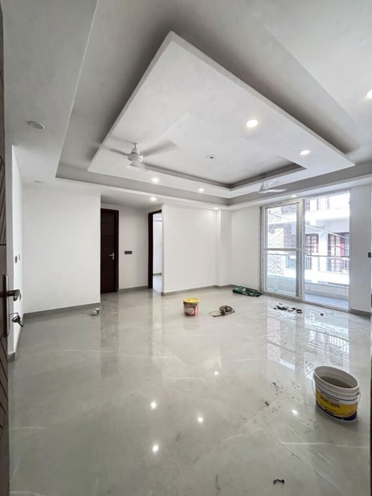 Hall, chattarpur 3 Bedroom 1300 Sq.Ft. Builder Floor In Chattarpur Delhi 10731136
