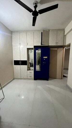 Room in 2 BHK Apartment at RR Residency KR Puram, Kr Puram – for Sale