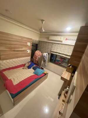 Team Area in 2 BHK Apartment at Amboli – for Sale