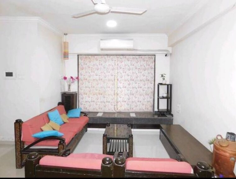 Living Room, amboli 2 Bedroom 650 Sq.Ft. Apartment In Amboli Mumbai 10731133