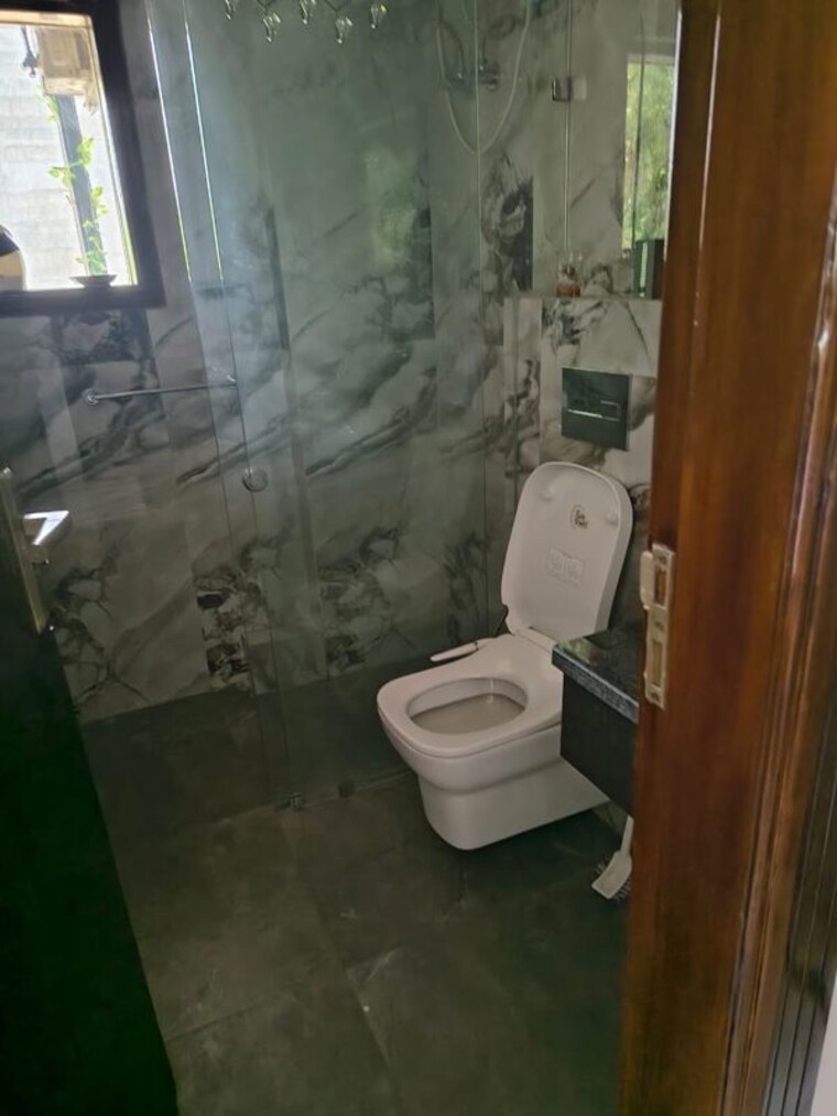 Bathroom, south city 1 4 Bedroom 3800 Sq.Ft. Builder Floor In South City 1 Gurgaon 10731169