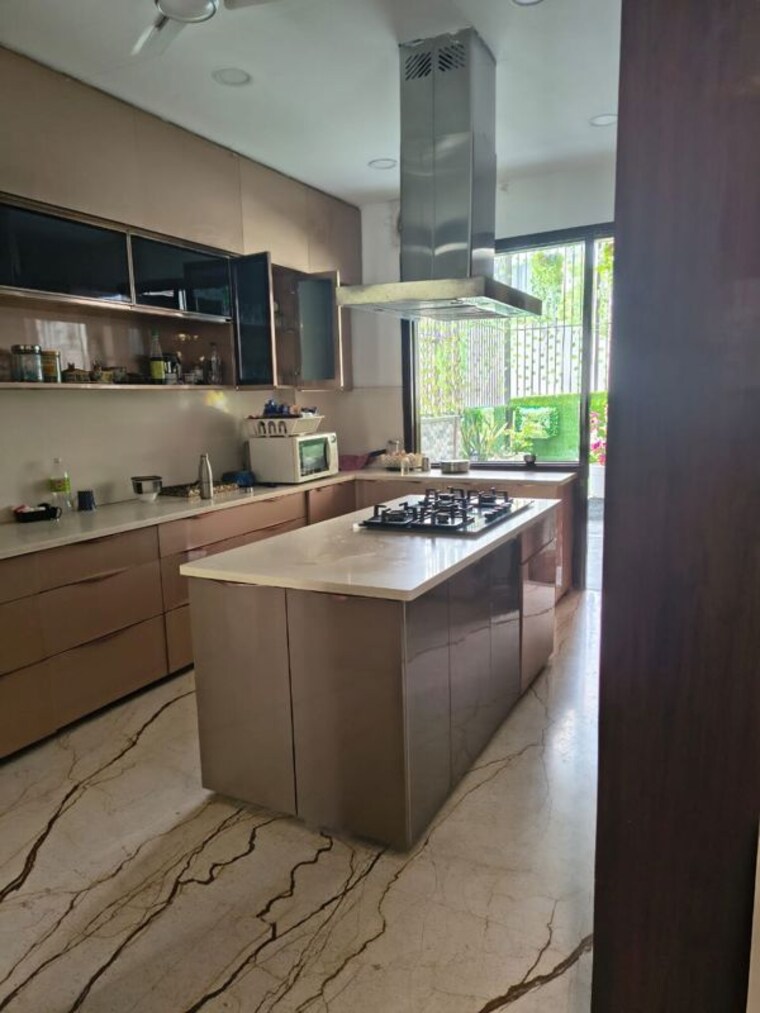 Kitchen, south city 1 4 Bedroom 3800 Sq.Ft. Builder Floor In South City 1 Gurgaon 10731169