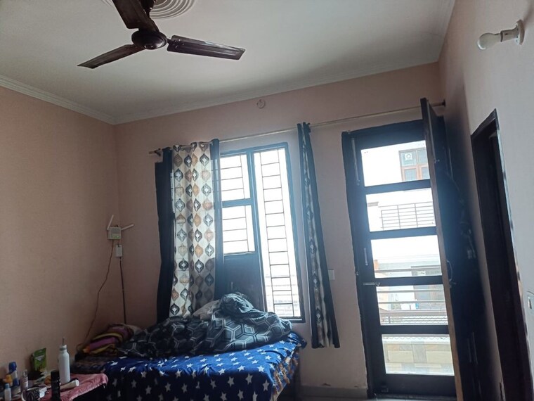 Bedroom, sector 16 1 RK 600 Sq.Ft. Apartment In Sector 16 Panchkula 10731194