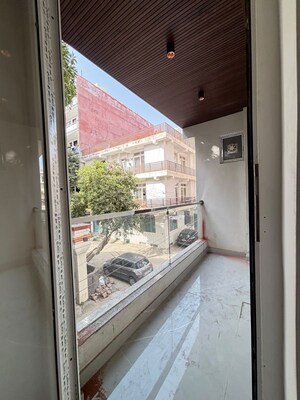 3 BHK Builder Floor For Sale in Chattarpur