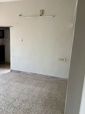 Room in 2 BHK Apartment at Thirumala Apartments Padmarao Nagar, Padmarao Nagar – for Sale