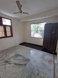 3 BHK +Builder Floor For Rent in Unitech South City II