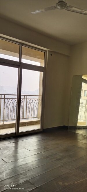 Room in  Apartment at Mahagun My Woods, Sector 16c Greater Noida – for Sale