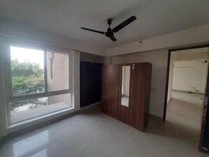 2 BHK Apartment For Rent in ROF Aalayas, Sector 102