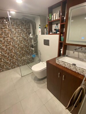 Attached Bathroom in 4 BHK Apartment at Richmond Road – for Sale