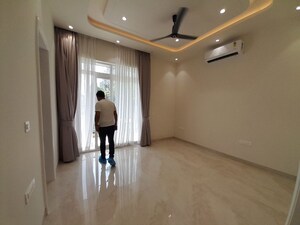 Room in 4 BHK Apartment at Adore Arpanam, Sector 83 – for Sale