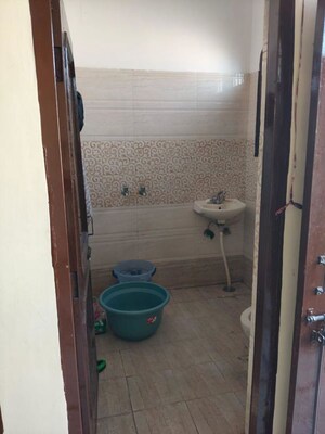 Bathroom in 1 BHK Apartment at Sector 4 – for Rent