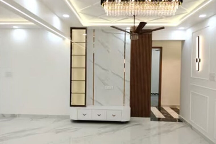 Room, janakpuri 4 Bedroom 250 Sq.Yd. Builder Floor In Janakpuri Delhi 10731361