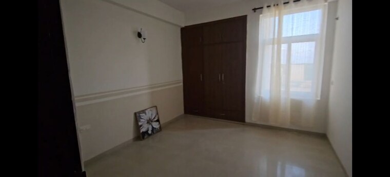 Room, omaxe-palm-greens 3 Bedroom 1700 Sq.Ft. Apartment In Mu Greater Noida Greater Noida 10731373