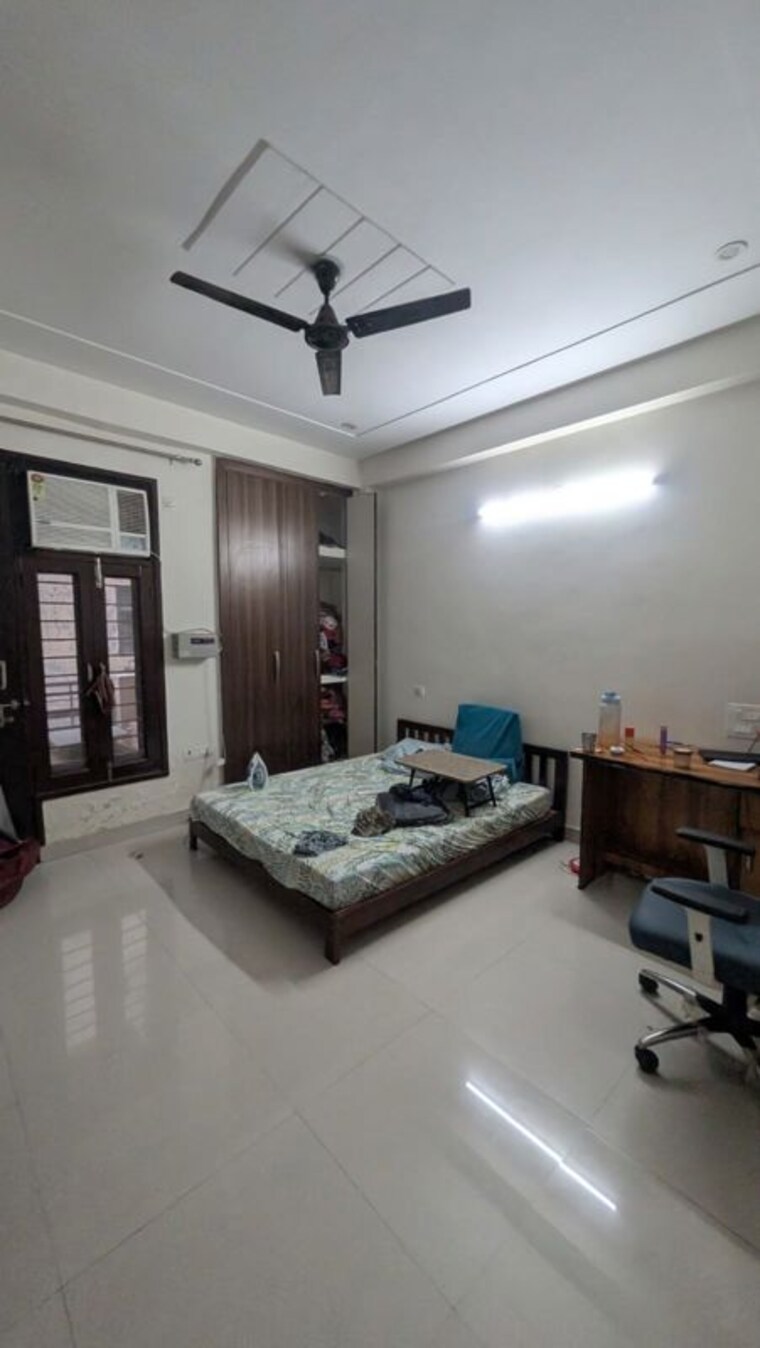 Living Room, sector 57 3 Bedroom 2000 Sq.Ft. Builder Floor In Sector 57 Gurgaon 10731384