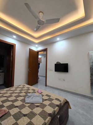 Living Room in 4 BHK Apartment at BPTP Amstoria, Sector 102 – for Sale
