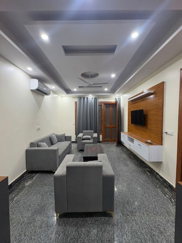 Living Room, sector 57 3 Bedroom 2200 Sq.Ft. Builder Floor In Sector 57 Gurgaon 10731396