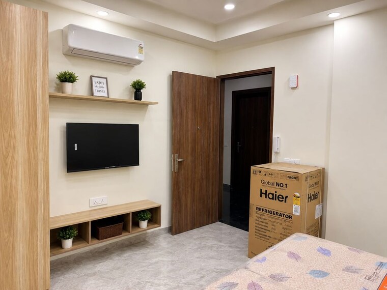 Living Room, sector 57 3 Bedroom 2200 Sq.Ft. Builder Floor In Sector 57 Gurgaon 10731406