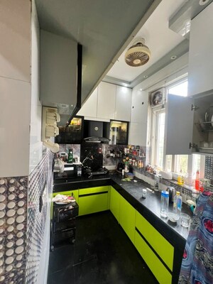 Kitchen in 3 BHK Builder Floor at Sector 57 – for Rent
