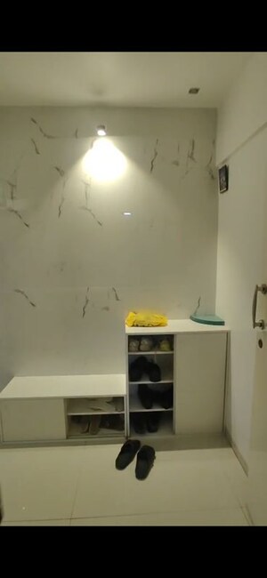 Furnished Amenities in 2 BHK Apartment at Rock House Worli, Worli – for Rent