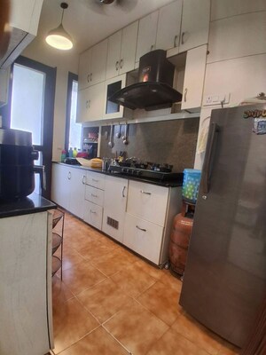 Kitchen in 2 BHK Builder Floor at Sector 48 – for Rent