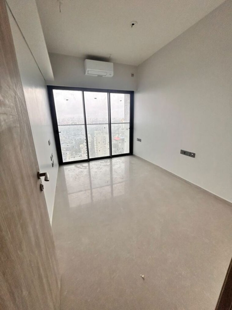 Room, rustomjee-paramount 2 Bedroom 860 Sq.Ft. Apartment In Khar West Mumbai 10731446
