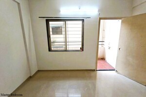 Master Bedroom in 2 BHK Apartment at Bora Ville, Kharadi – for Rent