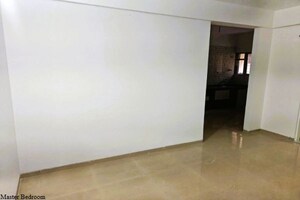Bedroom in 2 BHK Apartment at Bora Ville, Kharadi – for Rent