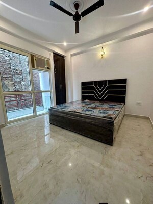 Bedroom in 1 BHK Builder Floor at Saket – for Rent