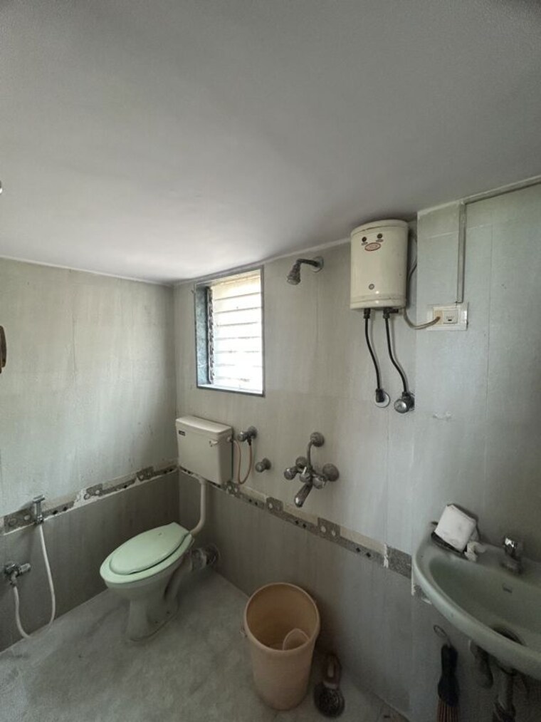 Bathroom, kartikey-apartments 1 Bedroom 460 Sq.Ft. Apartment In Kandivali West Mumbai 10731494