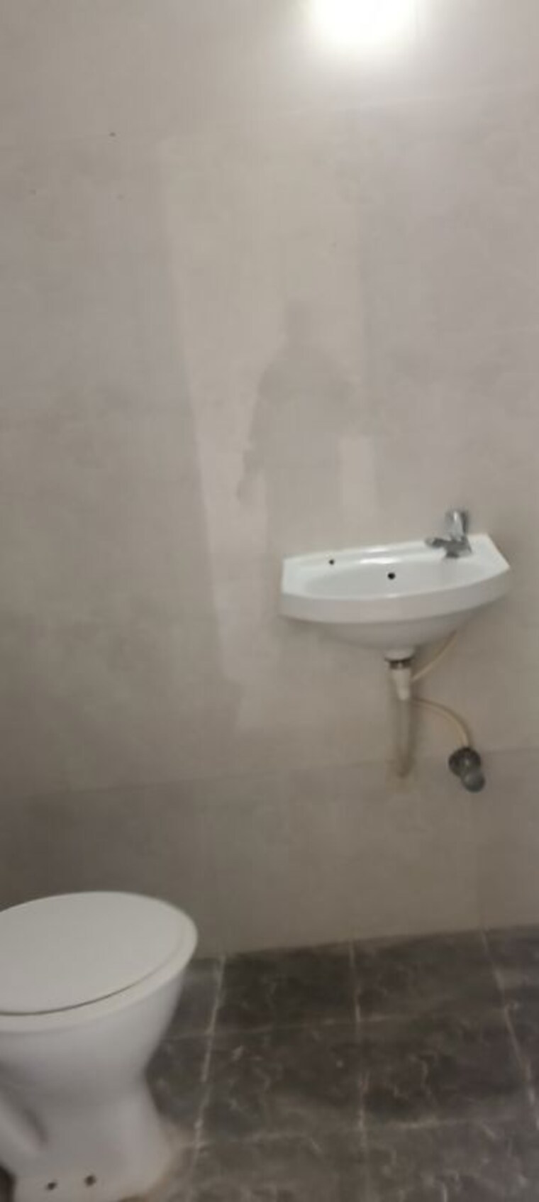 Bathroom, andheri west 2 Bedroom 1000 Sq.Ft. Apartment In Andheri West Mumbai 10500065